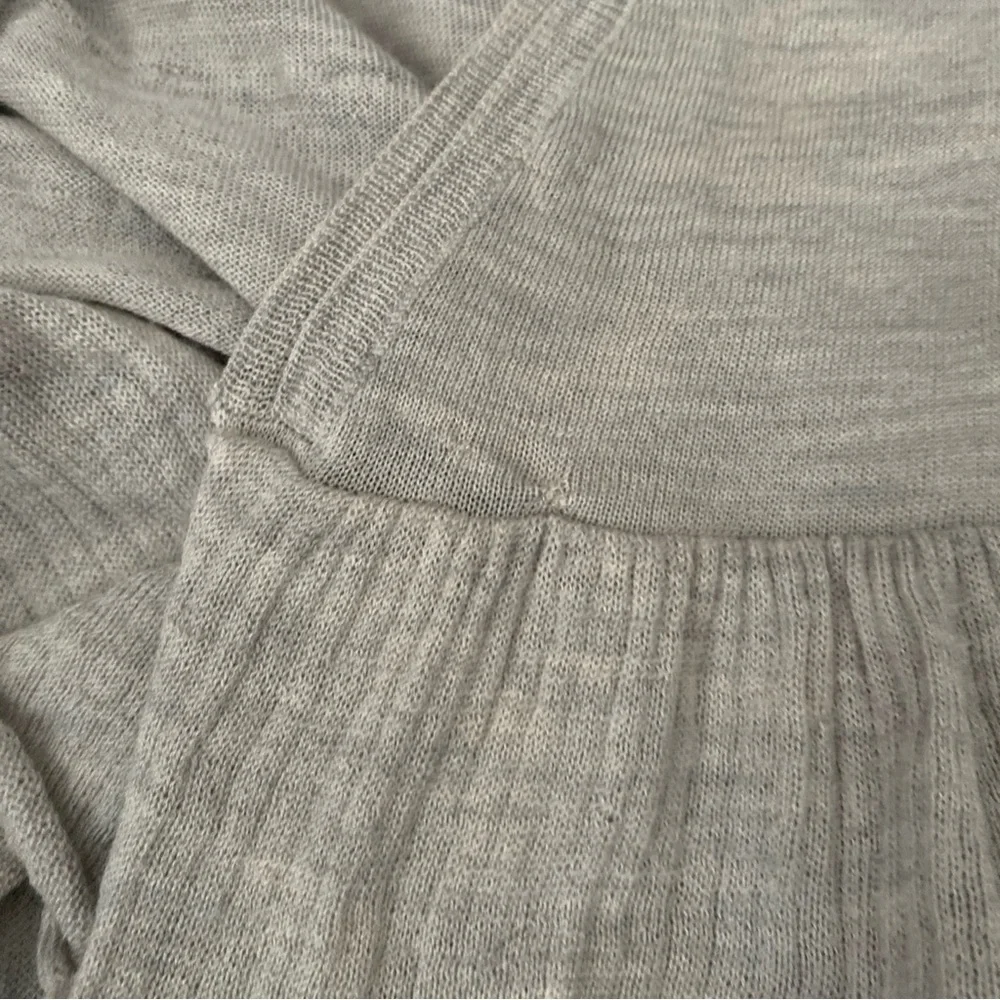 Garnet Hill Merino Wool Cardigan Sweater Medium‎ Tired Ruffles * READ Below